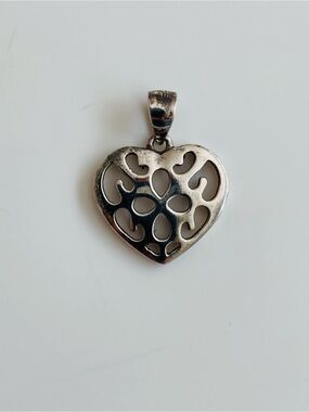 Vintage 925 sterling silver open scroll design heart pendant
